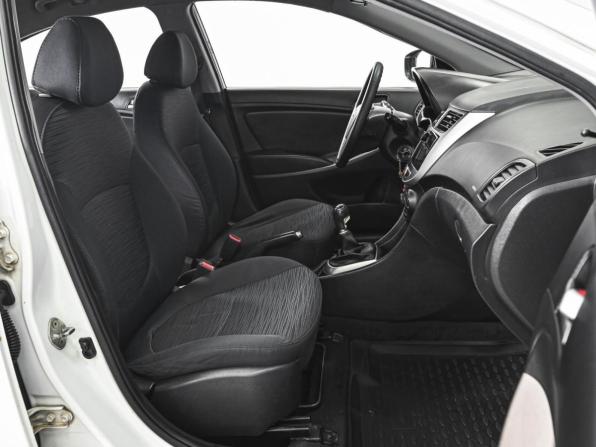 Hyundai Solaris I Рестайлинг с пробегом 2015 года, цена 779 000 рублей, 191605 км, седан, Автокод Объявления
