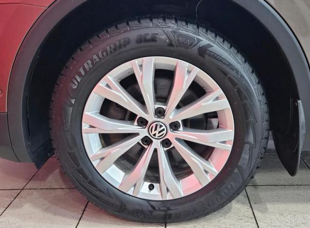 Volkswagen Tiguan II с пробегом 2018 года, цена 2 325 000 рублей, 160246 км, внедорожник, Автокод Объявления