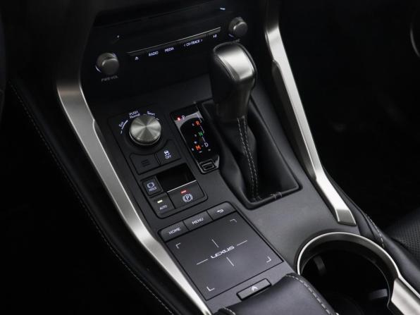 Lexus NX I Рестайлинг с пробегом 2019 года, цена 4 179 000 рублей, 46894 км, внедорожник, Автокод Объявления