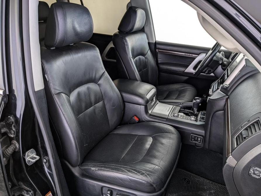 Toyota Land Cruiser 200 Series Рестайлинг 2 Москва  - изображение 24