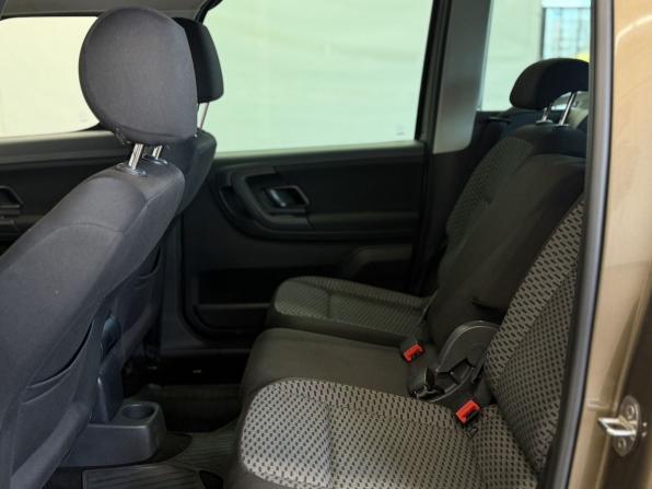 Skoda Roomster I Рестайлинг с пробегом 2012 года, цена 730 000 рублей, 228716 км, компактвэн, Автокод Объявления