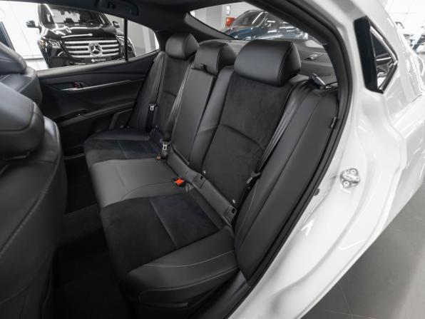 Toyota Camry IX (XV80) China Market с пробегом 2026 года, цена 4 400 000 рублей, 50 км, седан, Автокод Объявления