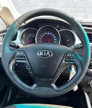 Kia Ceed II с пробегом 2013 года, цена 935 000 рублей, 195742 км, хэтчбек, Автокод Объявления