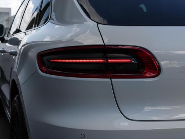 Porsche Macan I с пробегом 2018 года, цена 3 949 000 рублей, 114721 км, внедорожник, Автокод Объявления