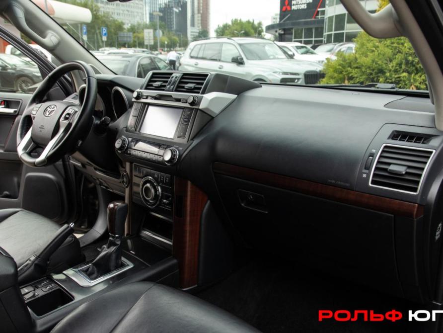 Toyota Land Cruiser Prado 150 Series Рестайлинг 1 Москва  - изображение 8