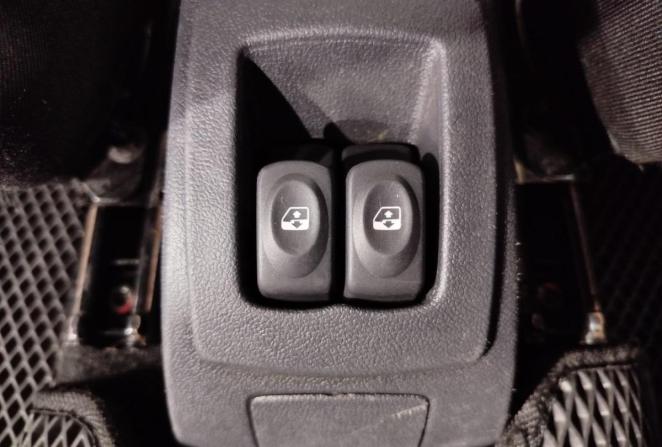 Renault Sandero I с пробегом 2012 года, цена 730 000 рублей, 103764 км, хэтчбек, Автокод Объявления