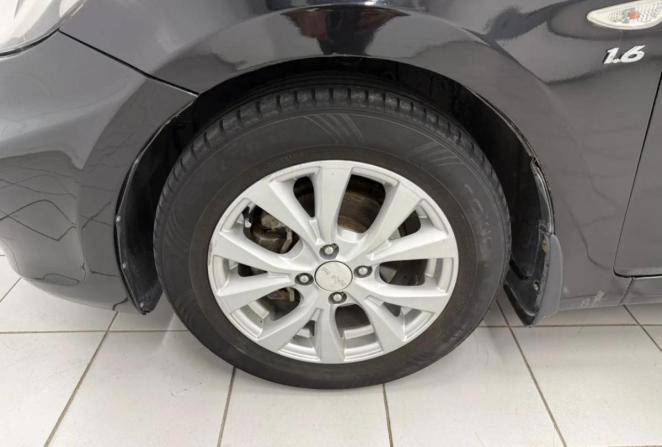 Hyundai Solaris I с пробегом 2012 года, цена 650 000 рублей, 198599 км, хэтчбек, Автокод Объявления
