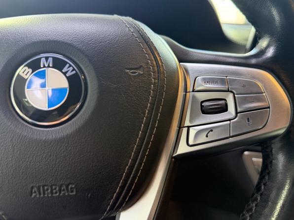 BMW 7 серии VI (G11/G12) с пробегом 2017 года, цена 3 690 000 рублей, 129109 км, седан, Автокод Объявления