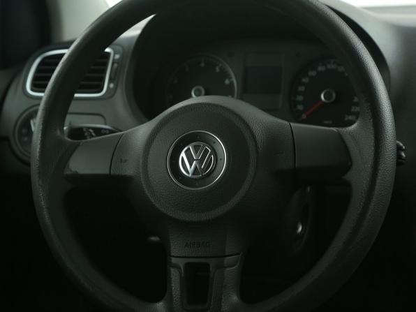 Volkswagen Polo V с пробегом 2011 года, цена 565 000 рублей, 161000 км, седан, Автокод Объявления