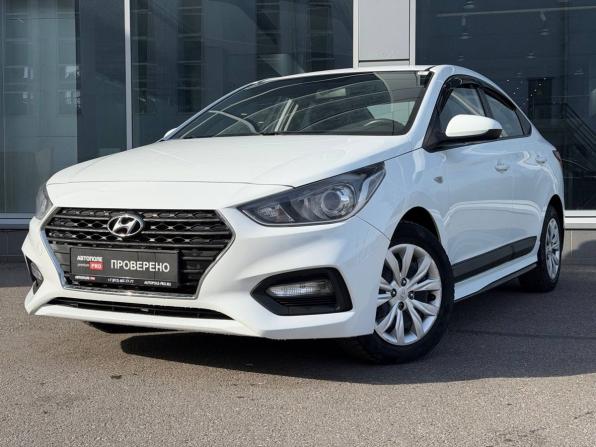 Hyundai Solaris II с пробегом 2017 года, цена 1 235 000 рублей, 128500 км, седан, Автокод Объявления