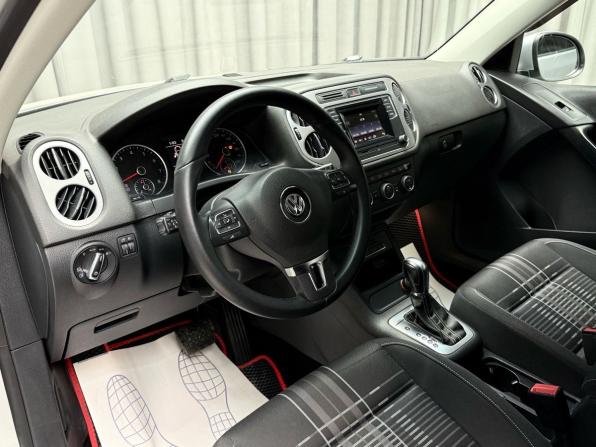 Volkswagen Tiguan I Рестайлинг с пробегом 2015 года, цена 1 699 000 рублей, 214676 км, внедорожник, Автокод Объявления