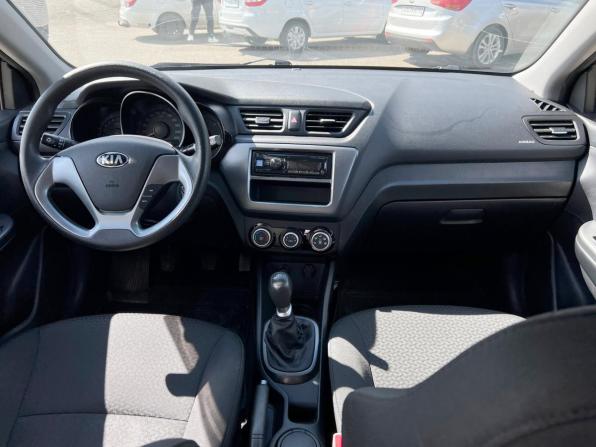 Kia Rio III Рестайлинг с пробегом 2016 года, цена 1 090 000 рублей, 70000 км, седан, Автокод Объявления