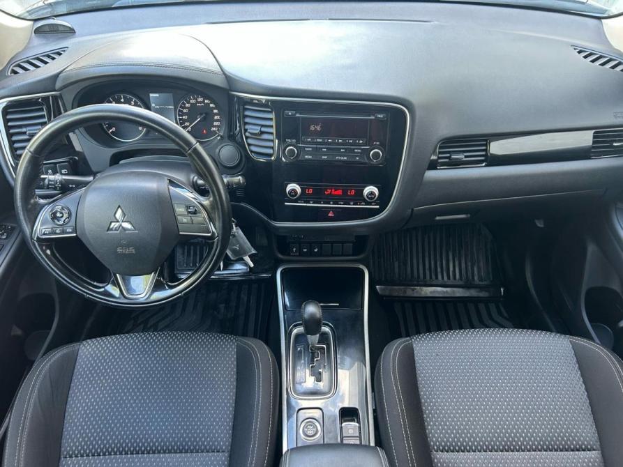 Mitsubishi Outlander III Рестайлинг 3 Санкт-Петербург  - изображение 11