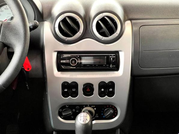Renault Sandero I с пробегом 2011 года, цена 685 000 рублей, 164345 км, хэтчбек, Автокод Объявления
