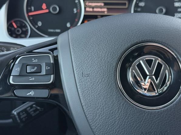 Volkswagen Touareg II Рестайлинг с пробегом 2016 года, цена 2 500 000 рублей, 289741 км, внедорожник, Автокод Объявления