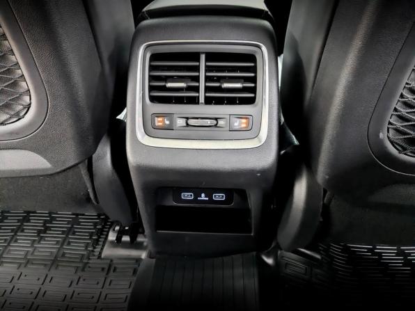 Geely Atlas Pro с пробегом 2023 года, цена 1 915 000 рублей, 111621 км, внедорожник, Автокод Объявления
