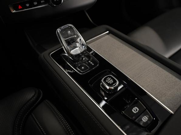 Volvo XC90 II Рестайлинг 2 с пробегом 2026 года, цена 11 100 000 рублей, 20 км, внедорожник, Автокод Объявления