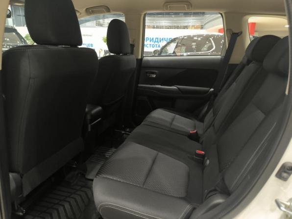 Mitsubishi Outlander III Рестайлинг 2 с пробегом 2017 года, цена 2 150 000 рублей, 88344 км, внедорожник, Автокод Объявления