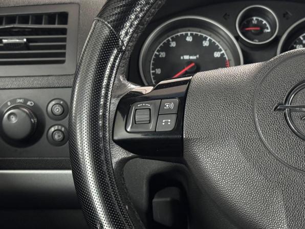 Opel Zafira B Рестайлинг с пробегом 2011 года, цена 530 000 рублей, 279258 км, минивэн, Автокод Объявления