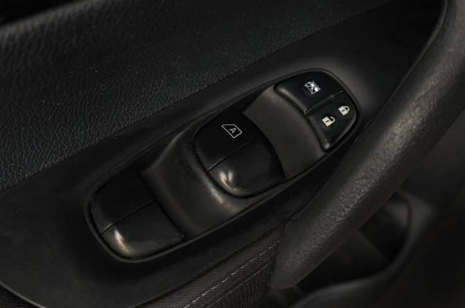 Nissan Qashqai II с пробегом 2017 года, цена 1 579 000 рублей, 125000 км, внедорожник, Автокод Объявления