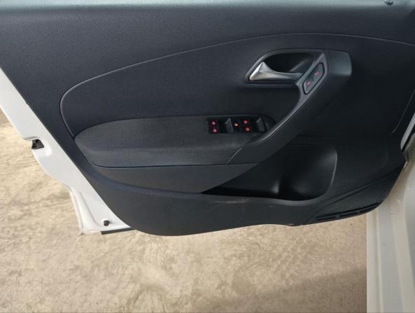 Volkswagen Polo V с пробегом 2010 года, цена 529 000 рублей, 267800 км, хэтчбек, Автокод Объявления