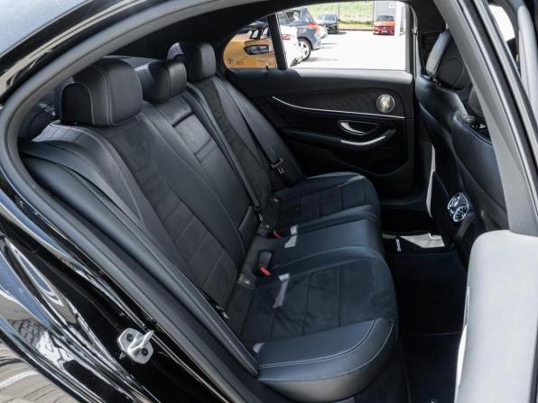 Mercedes-Benz E-Класс V (W213 S213 C238) Рестайлинг с пробегом 2021 года, цена 5 100 000 рублей, 37017 км, седан, Автокод Объявления