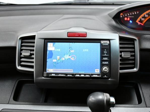 Honda Freed I с пробегом 2009 года, цена 867 000 рублей, 170470 км, компактвэн, Автокод Объявления
