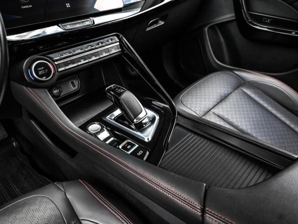 Dongfeng Aeolus AX7 Plus с пробегом 2023 года, цена 1 669 000 рублей, 47595 км, внедорожник, Автокод Объявления