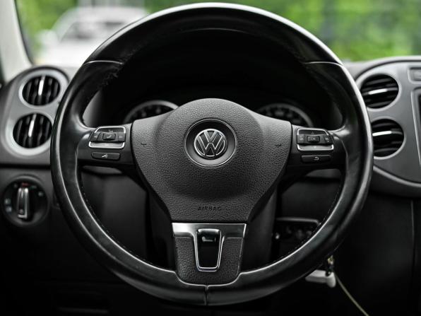 Volkswagen Tiguan I Рестайлинг с пробегом 2014 года, цена 1 140 000 рублей, 173212 км, внедорожник, Автокод Объявления