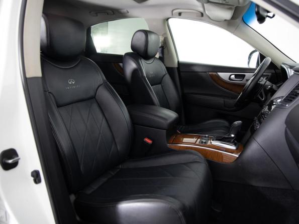 Infiniti QX70 с пробегом 2013 года, цена 1 999 000 рублей, 185056 км, внедорожник, Автокод Объявления