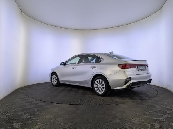 Kia Cerato IV Рестайлинг с пробегом 2022 года, цена 2 040 000 рублей, 62530 км, седан, Автокод Объявления