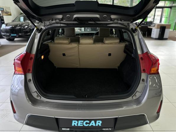 Toyota Auris II с пробегом 2013 года, цена 890 000 рублей, 223332 км, хэтчбек, Автокод Объявления