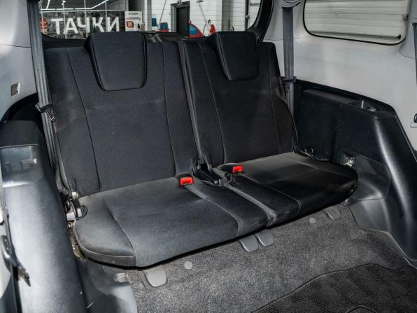 Toyota Wish II с пробегом 2009 года, цена 1 285 000 рублей, 161320 км, минивэн, Автокод Объявления