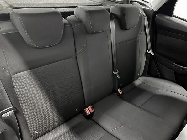 Ford Focus III Рестайлинг с пробегом 2018 года, цена 995 000 рублей, 67602 км, хэтчбек, Автокод Объявления
