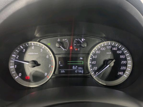 Nissan Tiida II с пробегом 2015 года, цена 859 000 рублей, 107367 км, хэтчбек, Автокод Объявления