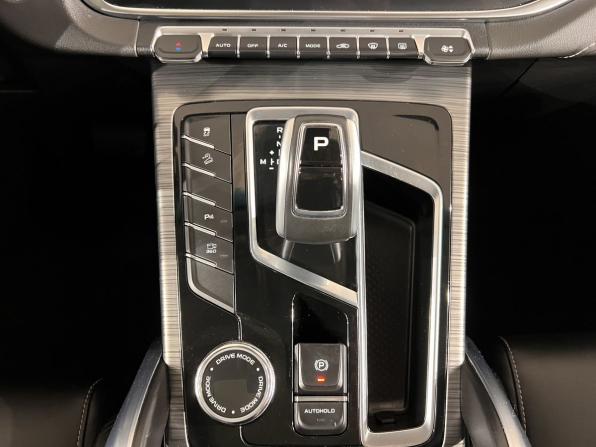 Geely Atlas Pro с пробегом 2022 года, цена 1 997 000 рублей, 62070 км, внедорожник, Автокод Объявления
