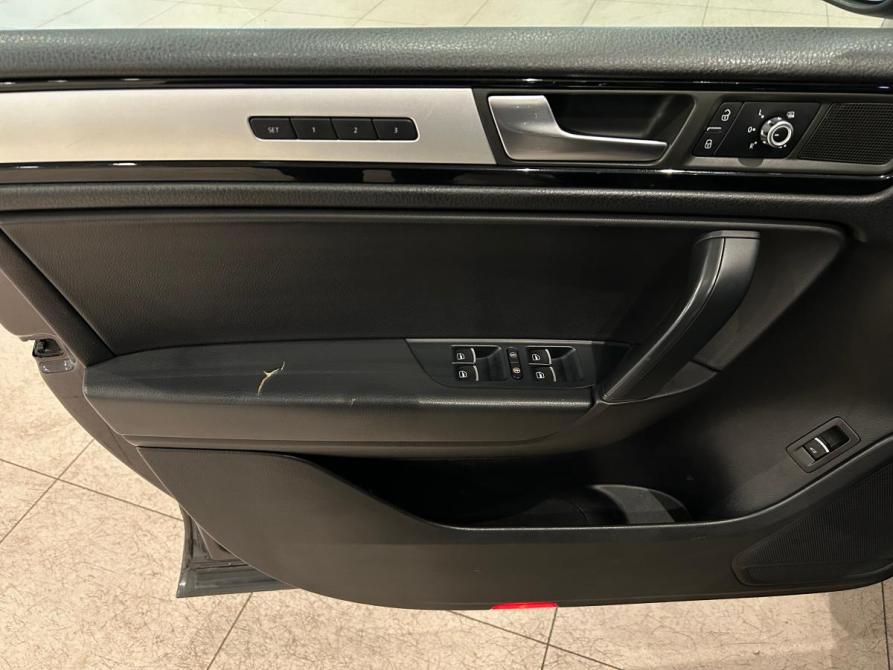 Volkswagen Touareg II Санкт-Петербург  - изображение 16