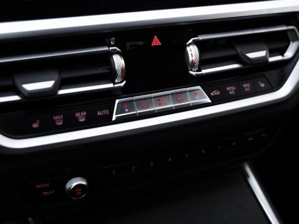 BMW 3 серии VII (G2x) с пробегом 2020 года, цена 3 349 000 рублей, 135977 км, седан, Автокод Объявления