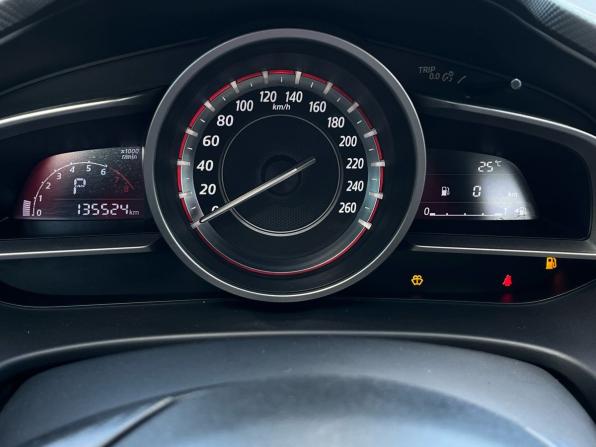 Mazda 3 III (BM) с пробегом 2014 года, цена 1 190 000 рублей, 135000 км, седан, Автокод Объявления