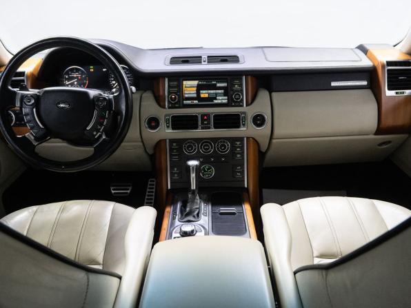 Land Rover Range Rover III Рестайлинг 2 с пробегом 2010 года, цена 1 849 000 рублей, 213296 км, внедорожник, Автокод Объявления