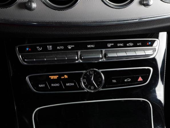 Mercedes-Benz E-Класс V (W213 S213 C238) с пробегом 2020 года, цена 4 549 000 рублей, 62281 км, седан, Автокод Объявления