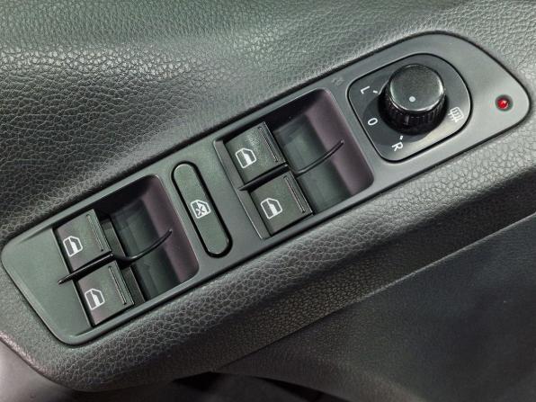 Volkswagen Tiguan I Рестайлинг с пробегом 2012 года, цена 1 080 000 рублей, 231960 км, внедорожник, Автокод Объявления