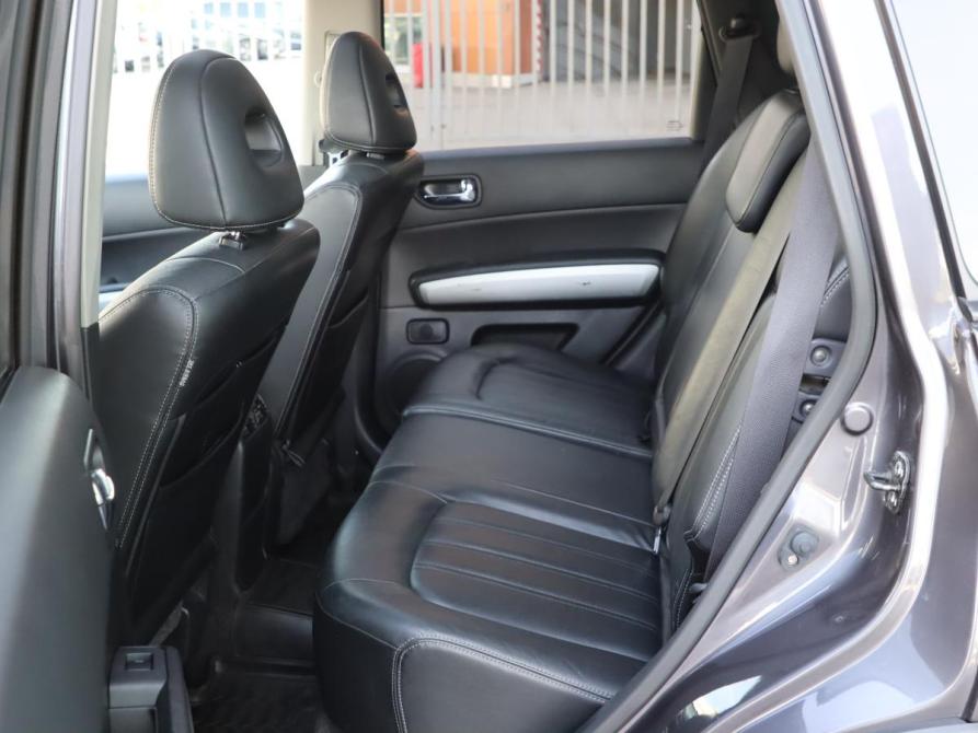 Nissan X-Trail II Рестайлинг Санкт-Петербург  - изображение 19