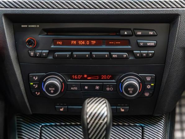 BMW 3 серии V (E90/E91/E92/E93) Рестайлинг с пробегом 2009 года, цена 998 000 рублей, 255817 км, седан, Автокод Объявления