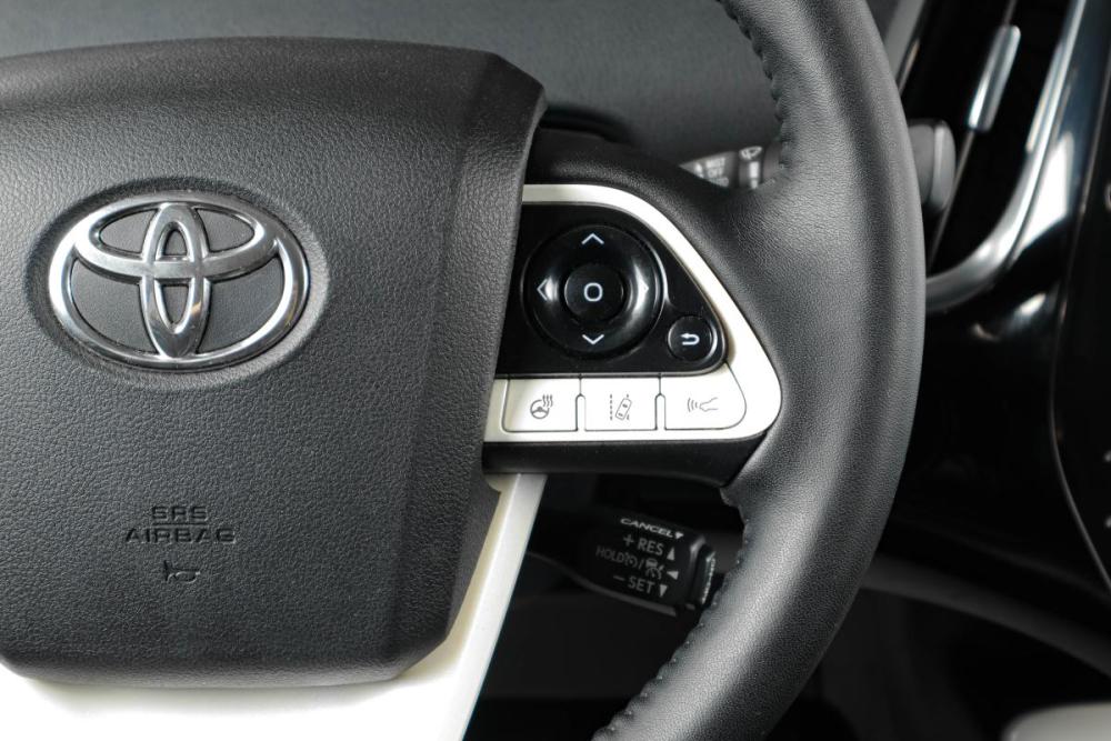 Toyota Prius IV (XW50) Тюмень  - изображение 16