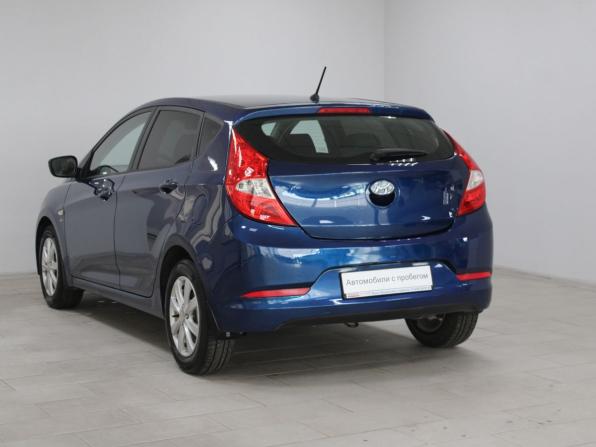 Hyundai Solaris I Рестайлинг с пробегом 2016 года, цена 929 900 рублей, 122643 км, хэтчбек, Автокод Объявления