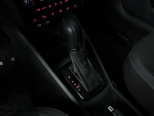 Volkswagen Polo VI с пробегом 2020 года, цена 1 549 000 рублей, 136500 км, лифтбек, Автокод Объявления