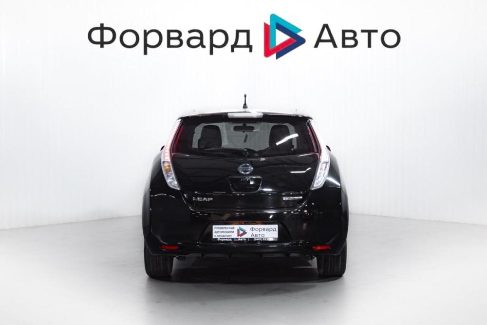 Nissan Leaf I (ZE0/AZE0) Тюмень  - изображение 7