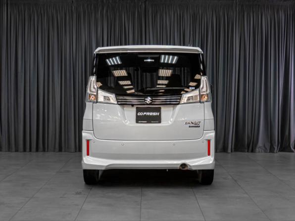 Suzuki Solio III с пробегом 2019 года, цена 1 329 000 рублей, 111396 км, микровэн, Автокод Объявления