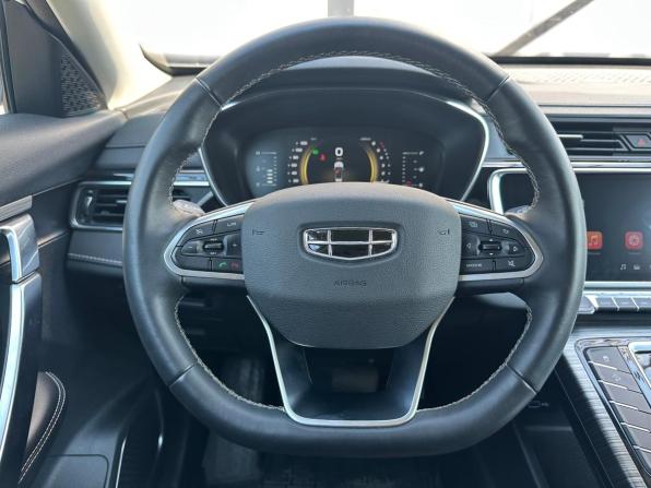 Geely Atlas Pro с пробегом 2024 года, цена 2 030 000 рублей, 82983 км, внедорожник, Автокод Объявления
